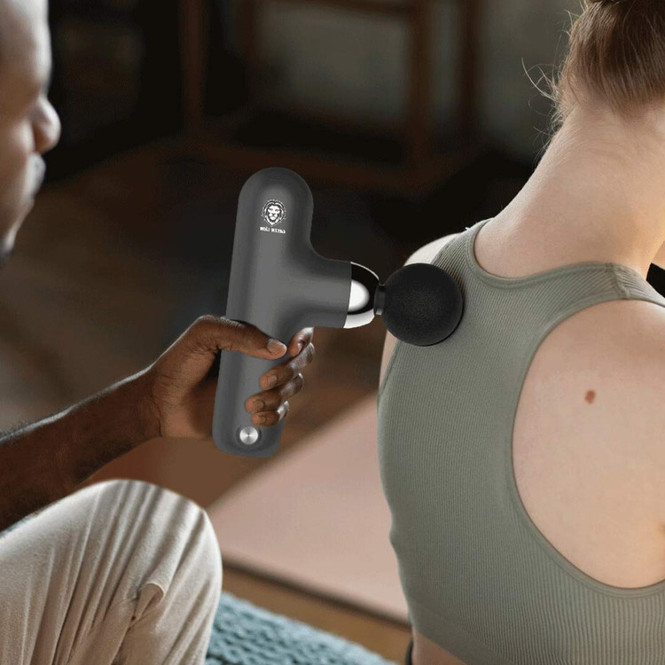 ماساژور تفنگی گرین لاین Green Lion Mini Massage Gun Pro با باتری 800 میلیآمپری، سبک و کمصدا
