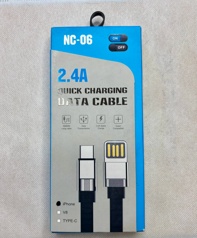 کابل شارژ USB به Lightning برند On/Off مدل NC-06 با توان ۲.۴ آمپر و طول ۱ متر
